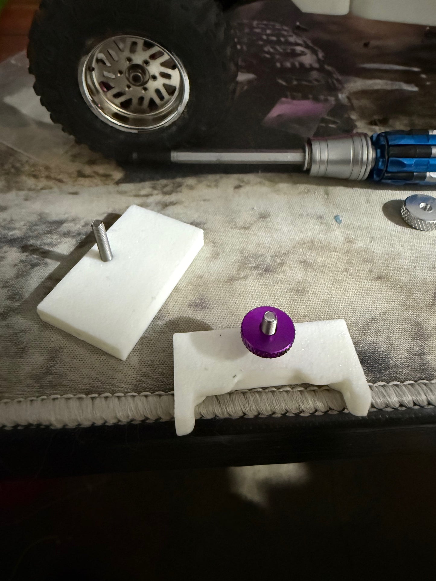 Unicorn Mounts For RNDRC